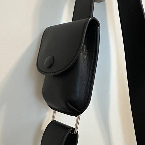 orYANY Rookie Half Moon Black Crossbody Bag - Picture 7 of 9